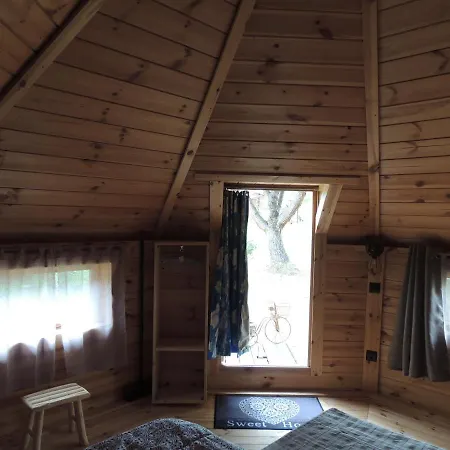 Chalet Atypique Kota Noah Location En Gite Salle D'Eau Privative A 20M Chazemais Esterno foto