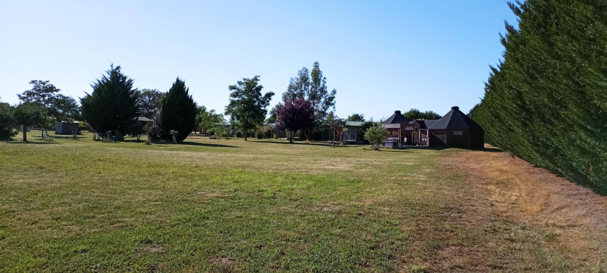 Chalet Atypique Kota Noah Location En Salle D'eau Privative A 20m